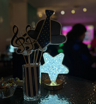 Музыкальная гостиная «МЫвКосмосе»