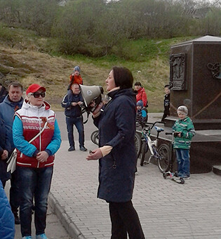 Экскурсия к стеле "Город воинской славы", к мемориалу "Морская душа"