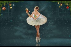 Щелкунчик на льду с симфоническим оркестром.